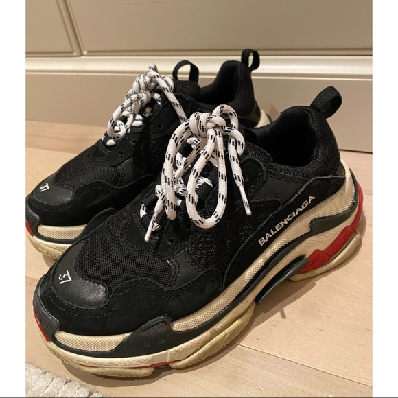 used triple s balenciaga